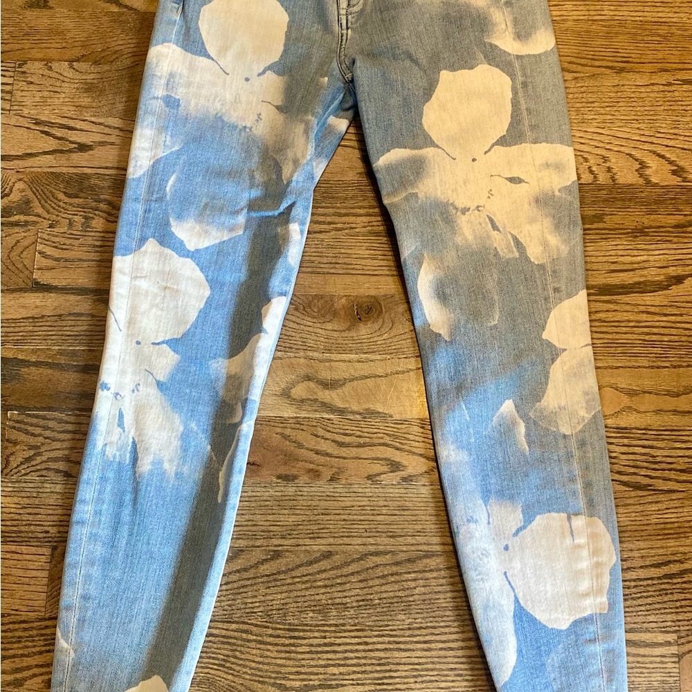 7 For All Mankind Blue and White Floral Skinny Jeans